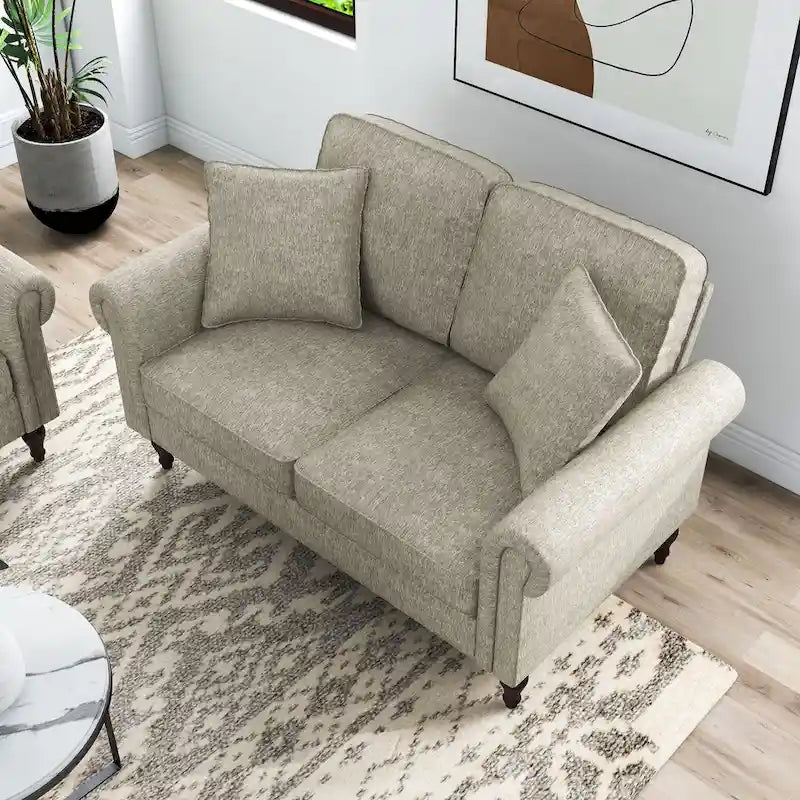 Causeuse en chenille traditionnelle avec plusieurs coussins